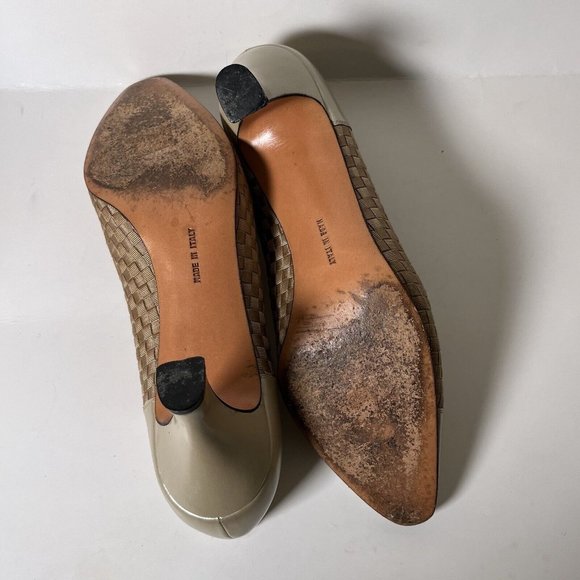 Salvatore Ferragamo Cream and Tan Woven Heels - Picture 14 of 16